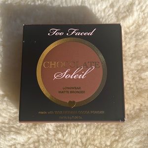 Too Faced Chocolate Soleil Longwear Matte Bronzer